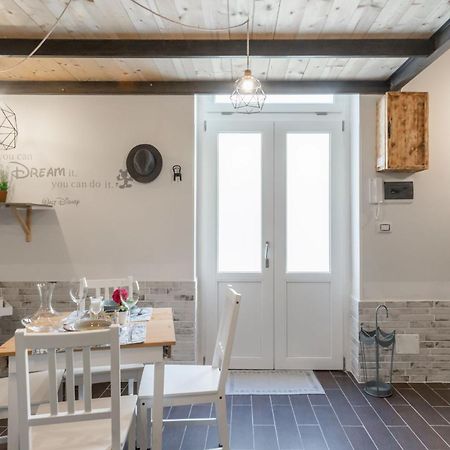 Casa Rebecca Διαμέρισμα Μπρίντιζι Εξωτερικό φωτογραφία
